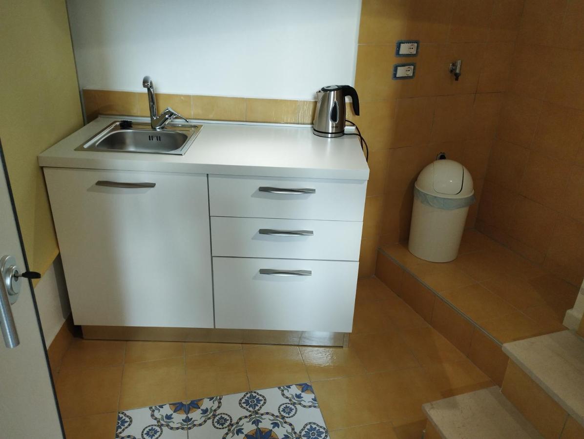Vietri La Bomboniera B&B Amalfi Coast المظهر الخارجي الصورة